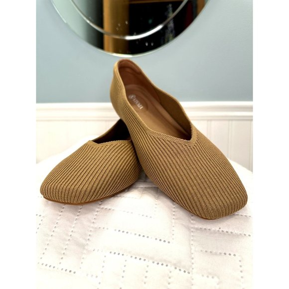 Vivaia Shoes - Vivaia Square-Toe V Cut Flats Margot 2.0 Size 12 Nutmeg